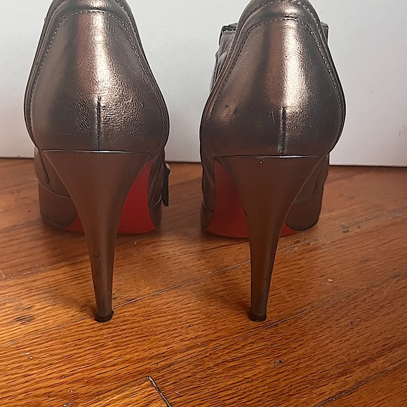 Vintage Christian Louboutin size 40. - Picture 3 of 7